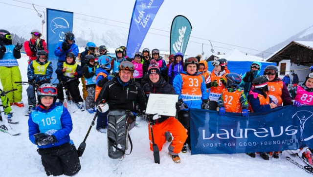 Thomas Morgenstern besucht Laureus Kinderskitag